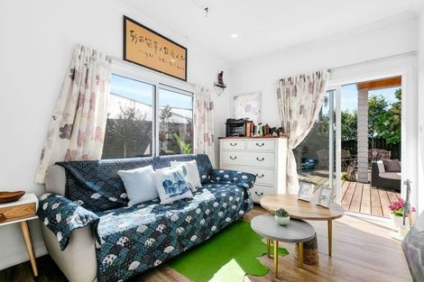 Photo of property in 14a Tiri View Place, Waiake, Auckland, 0630