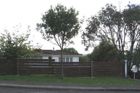 Photo of property in 49 Amberley Avenue, Te Atatu South, Auckland, 0610