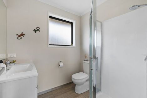 Photo of property in 20 Costello Drive, Ngatea, 3503