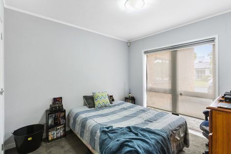 Photo of property in 15 Freelance Terrace, Pahurehure, Papakura, 2113