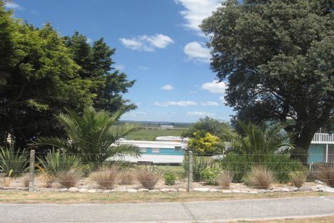 Photo of property in 88 Pukehina Parade, Pukehina, 3189