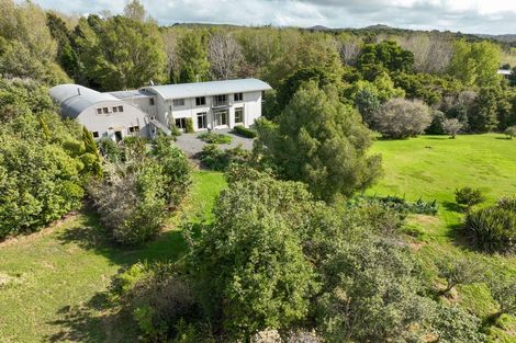 Photo of property in 257 Metcalfe Road, Matakohe, 0593