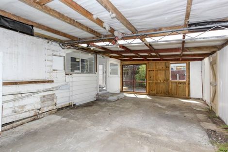 Photo of property in 17a Brookes Terrace, Waitara, 4320