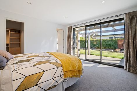 Photo of property in 42a-b Kelliher Drive, Wanaka, 9305