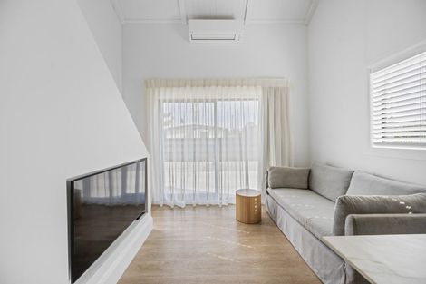 Photo of property in 53 Burness Road, Jervoistown, Napier, 4112