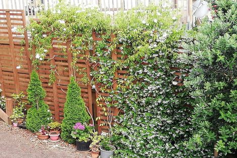 Photo of property in 2/92 Sartors Avenue, Browns Bay, Auckland, 0630