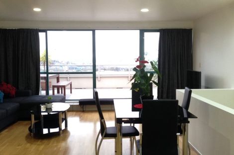 Photo of property in Santa Fe, 11/21 Day Street, Auckland Central, Auckland, 1010