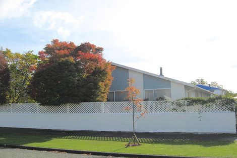 Photo of property in 32 Raxworthy Street, Ilam, Christchurch, 8041
