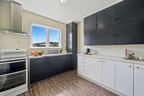 Photo of property in 10 Bythell Street, Wainuiomata, Lower Hutt, 5014