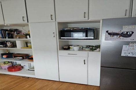 Photo of property in 43 Martin Road, Paraparaumu Beach, Paraparaumu, 5032