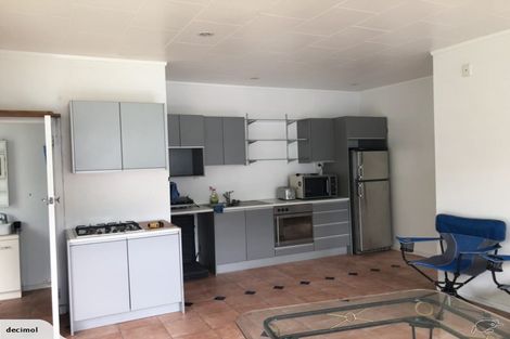 Photo of property in 81 Gladstone Street, Hawera, 4610