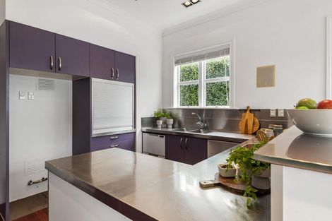 Photo of property in 12 Domain Street, Devonport, Auckland, 0624