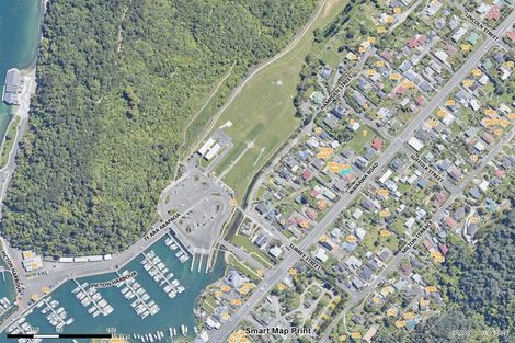 Photo of property in 5/93 Waikawa Road, Picton, 7220