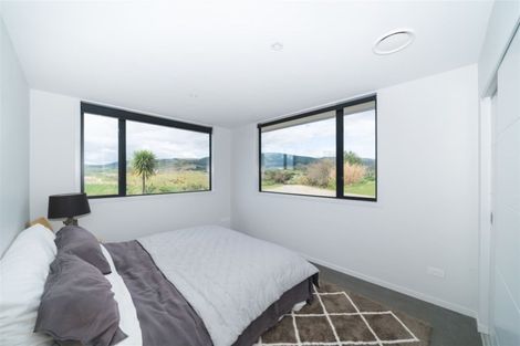 Photo of property in 69 County Heights Drive, Aokautere, Palmerston North, 4471