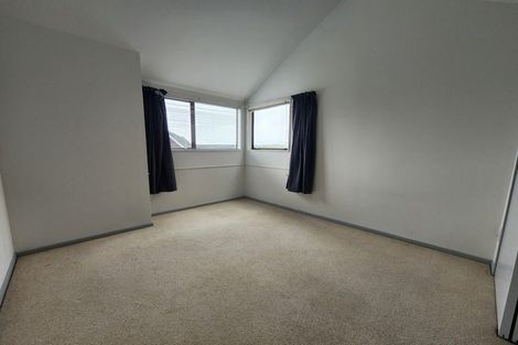 Photo of property in 33 Halladale Road, Papakowhai, Porirua, 5024