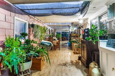 Photo of property in 5 Sumich Place, West Harbour, Auckland, 0618