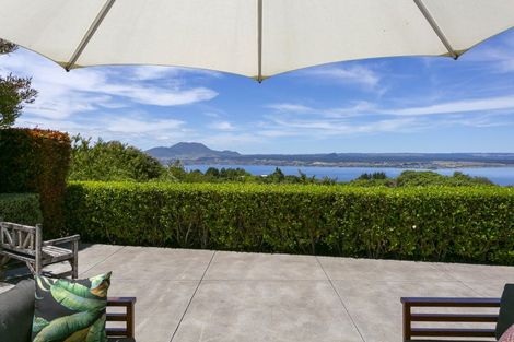 Photo of property in 12 Cameron Drive, Acacia Bay, Taupo, 3385