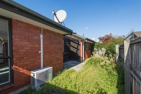 Photo of property in 69 Division Street, Riccarton, Christchurch, 8041