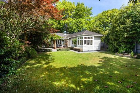 Photo of property in 16 Massey Crescent, St Albans, Christchurch, 8014