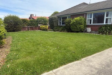 Photo of property in 3 Bendale Place, Avonhead, Christchurch, 8042