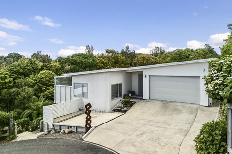 Photo of property in 2 Fern Lane, Whalers Gate, New Plymouth, 4310