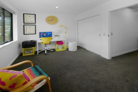 Photo of property in 8 Thatcher Crescent, Crofton Downs, Wellington, 6035