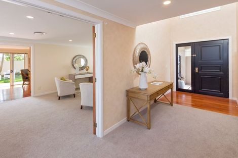 Photo of property in 13 Haven Crest, Somerville, Auckland, 2014