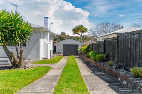 Photo of property in 11 Goods Road, Otumoetai, Tauranga, 3110