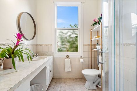 Photo of property in 12 Kauika Road, Avenues, Whangarei, 0110