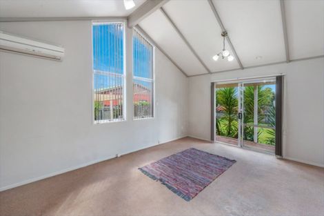 Photo of property in 4 Mckinley Place, Nawton, Hamilton, 3200