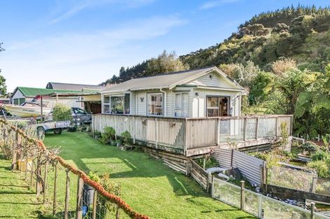 Photo of property in 218 Cowell Street, Kawhia, 3889
