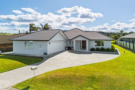 Photo of property in 6 Halyard Loop, Haruru, 0204
