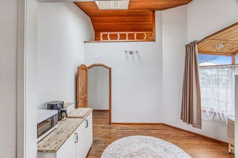 Photo of property in 911 Churchill Street, Akina, Hastings, 4122