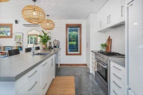 Photo of property in 1 Summer Lane, Tairua, 3508