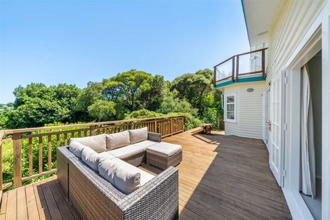 Photo of property in 11 Reserve Road, Plimmerton, Porirua, 5026