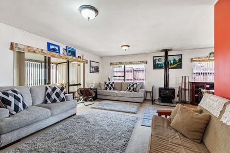 Photo of property in 2/7 Menary Street, Papakura, 2110