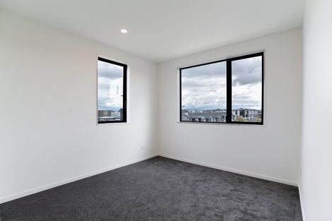 Photo of property in 18 Corporal Street, Papakura, 2110