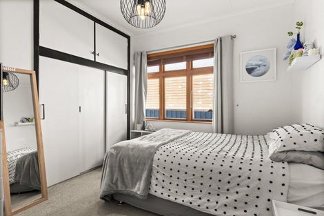 Photo of property in 12 Ellison Street, Napier South, Napier, 4110