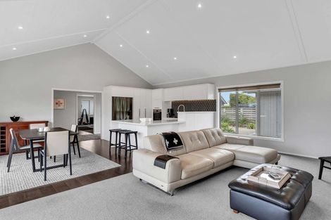 Photo of property in 4 Roseberry Place, Whitianga, 3510