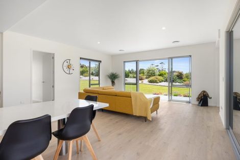 Photo of property in 15 Magnolia Tree Way, Kerikeri, 0294