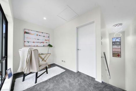 Photo of property in 115b Russell Road, Manurewa, Auckland, 2102