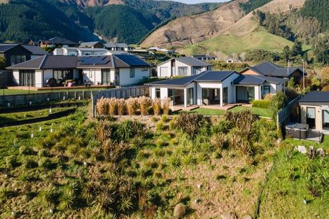 Photo of property in 30 Huntaway Close, Stoke, Nelson, 7011