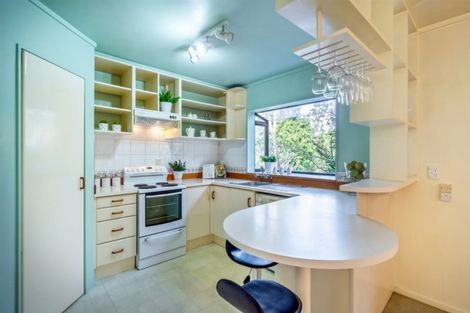 Photo of property in 2/41 Greenvalley Rise, Glenfield, Auckland, 0629