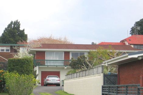 Photo of property in 6 Laing Place, Otumoetai, Tauranga, 3110