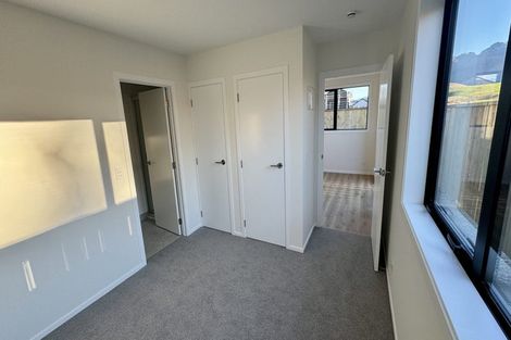 Photo of property in 4 Forage Road, Jacks Point, 9371