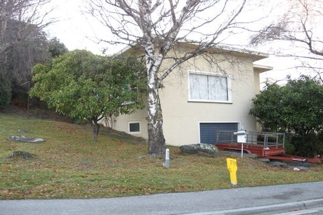 Photo of property in 9 Veint Crescent, Queenstown, 9300