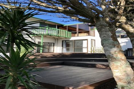 Photo of property in 11 Thelma Crescent, Torbay, Auckland, 0630