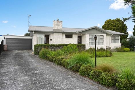 Photo of property in 30 Rhonda Avenue, Deanwell, Hamilton, 3206