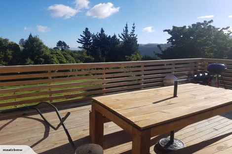 Photo of property in 2/12 Mcmanaway Grove, Stokes Valley, Lower Hutt, 5019