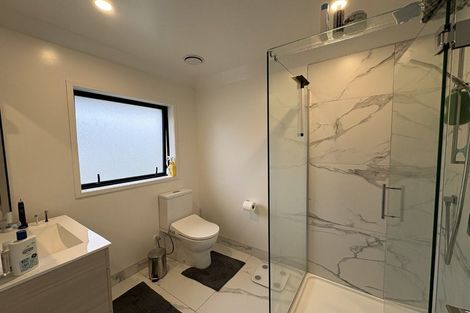 Photo of property in 1/31 Waiwhetu Road, Waiwhetu, Lower Hutt, 5010